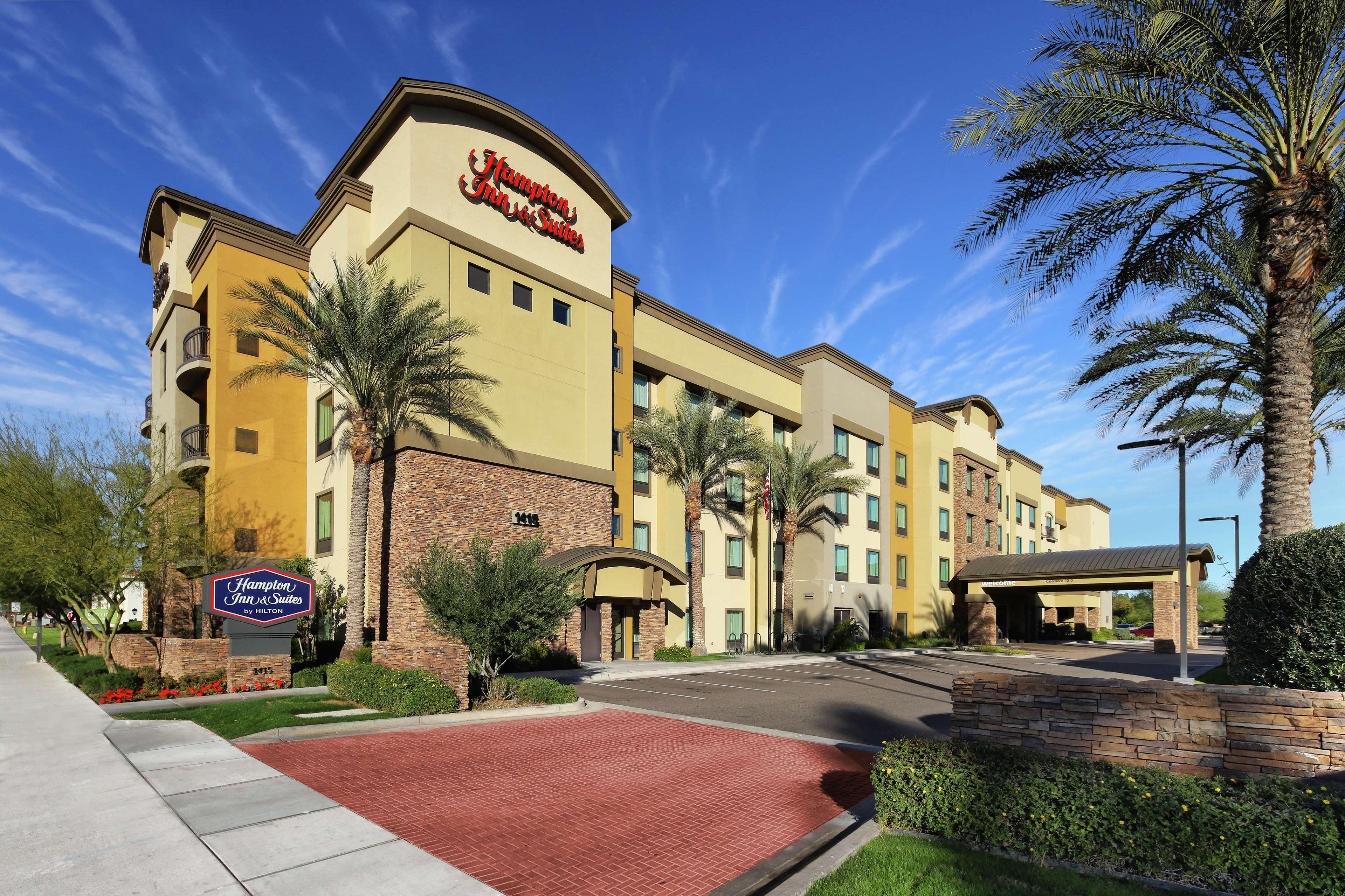 Hampton Inn & Suites Phoenix/Tempe Ngoại thất bức ảnh
